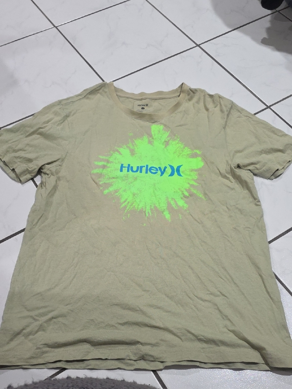 Hurley Men's Tan Tee with Neon Green Splash and Blue Logo